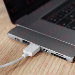 比頭發(fā)絲還細(xì)的新材料電纜，其傳輸速率是USB3.0的10倍
